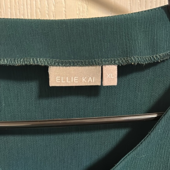 Ellie Kai Charlotte Textured Crepe Belle Sleeve Size XL Green Notched V-Neck - Picture 5 of 8